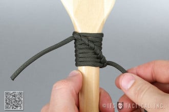 Paracord Paddle Wrapping 10