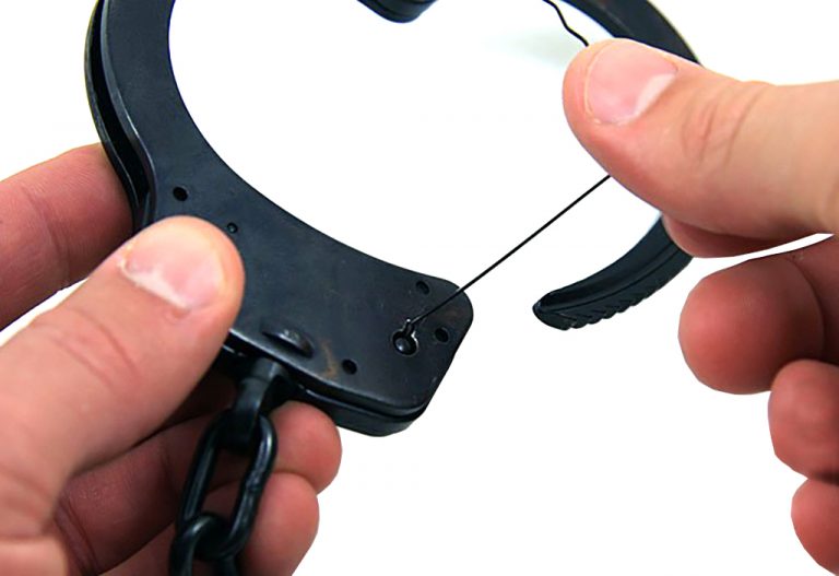 How to Pick Your Way Out of Handcuffs With A Bobby Pin