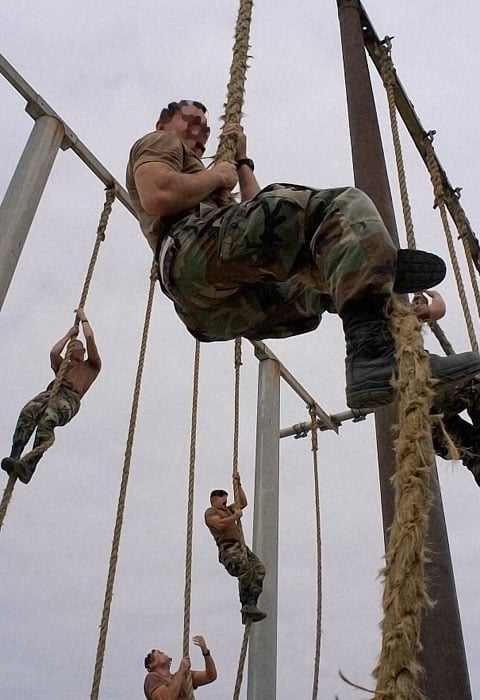 Learn How to Climb Rope like a Navy SEAL and Build Functional Strength -  ITS Tactical