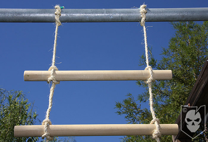 Rope Ladder Lashing