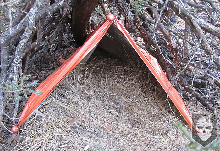 Emergency Blanket Shelter