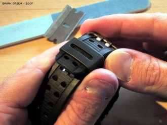 removing g shock strap