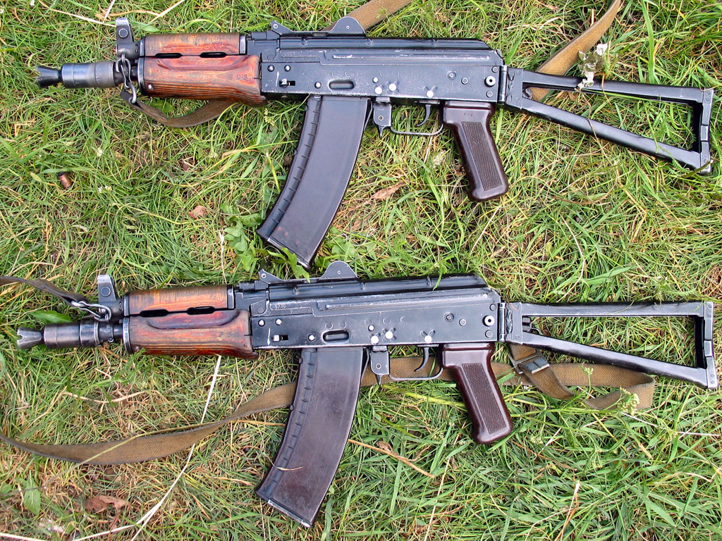 AKS-74Us