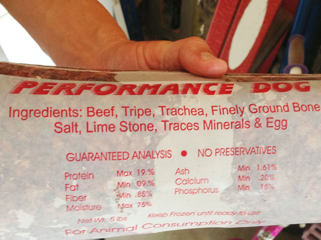 TRIKOS_Performance_Dog_Food_02