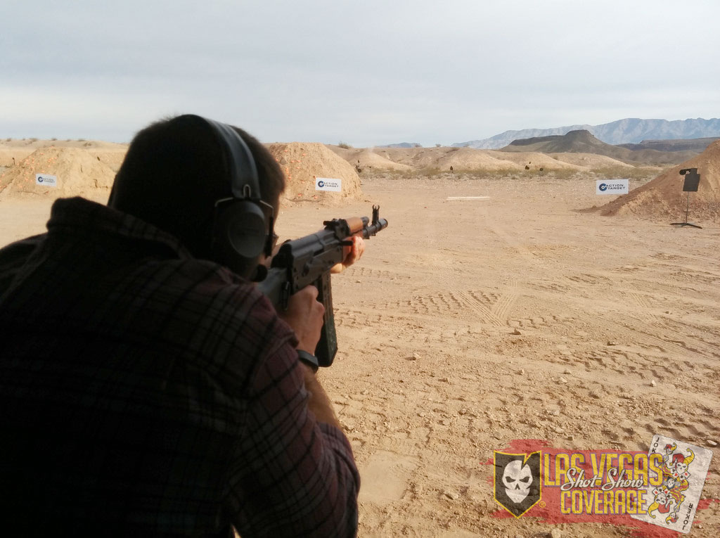 SHOT Show 2015 - Media Day at the Range